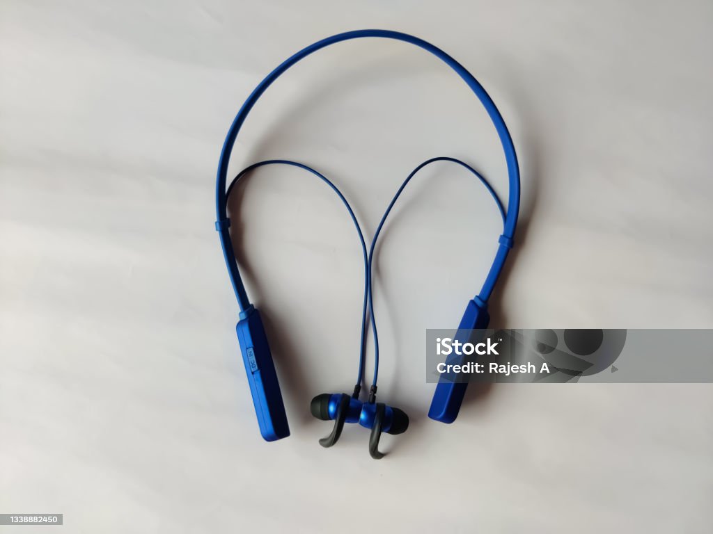 Ear phone